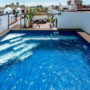  Hébergement de vacances Unique House - Private Spa&pool -stayinseville