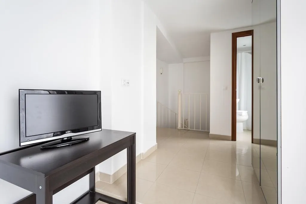 Apartamentos San Lorenzo Seville Apartment